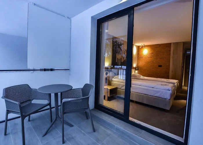 Strzelnica Hotel I Restauracja