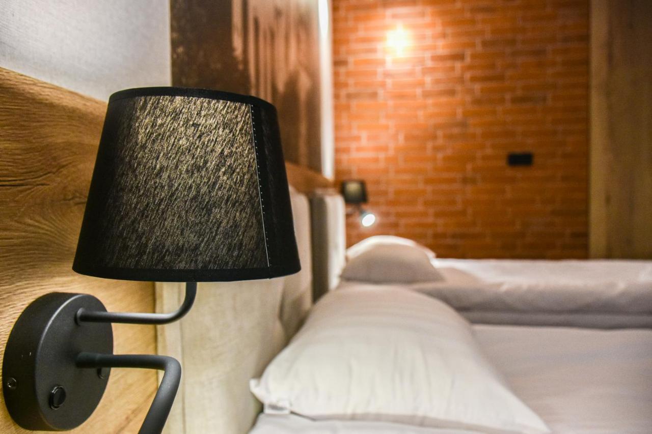 Strzelnica I Restauracja Hotel 3*